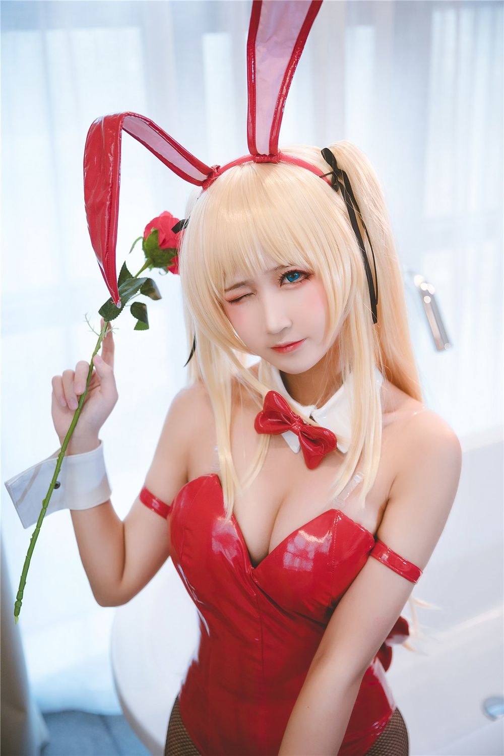 兔女郎 [40P]-lcoser