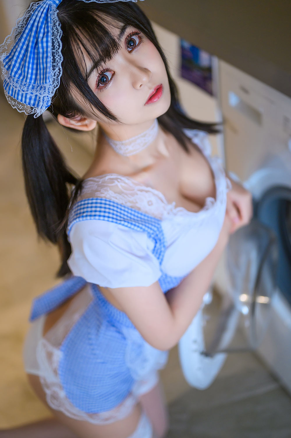 蕾丝女仆 [32P]-lcoser