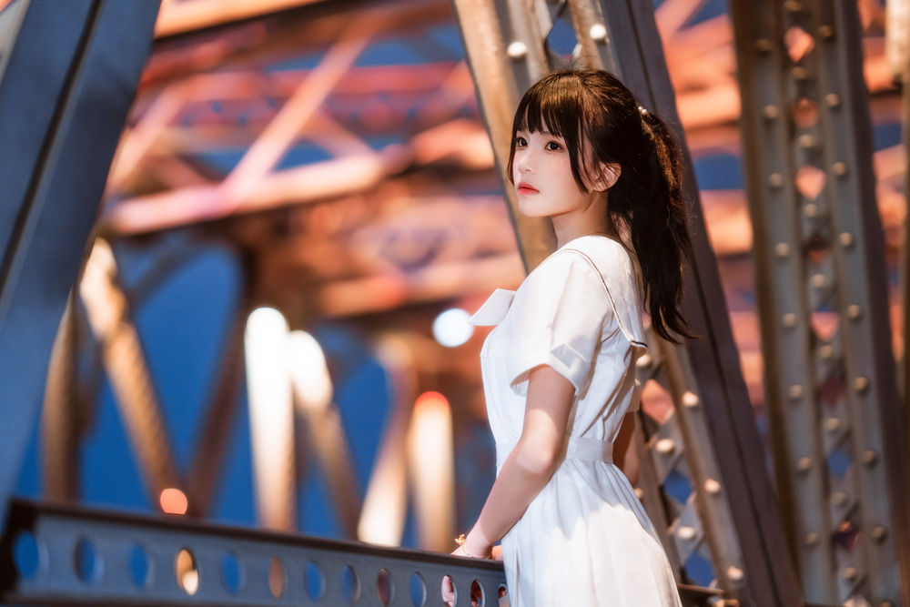 离光 [12P]-lcoser