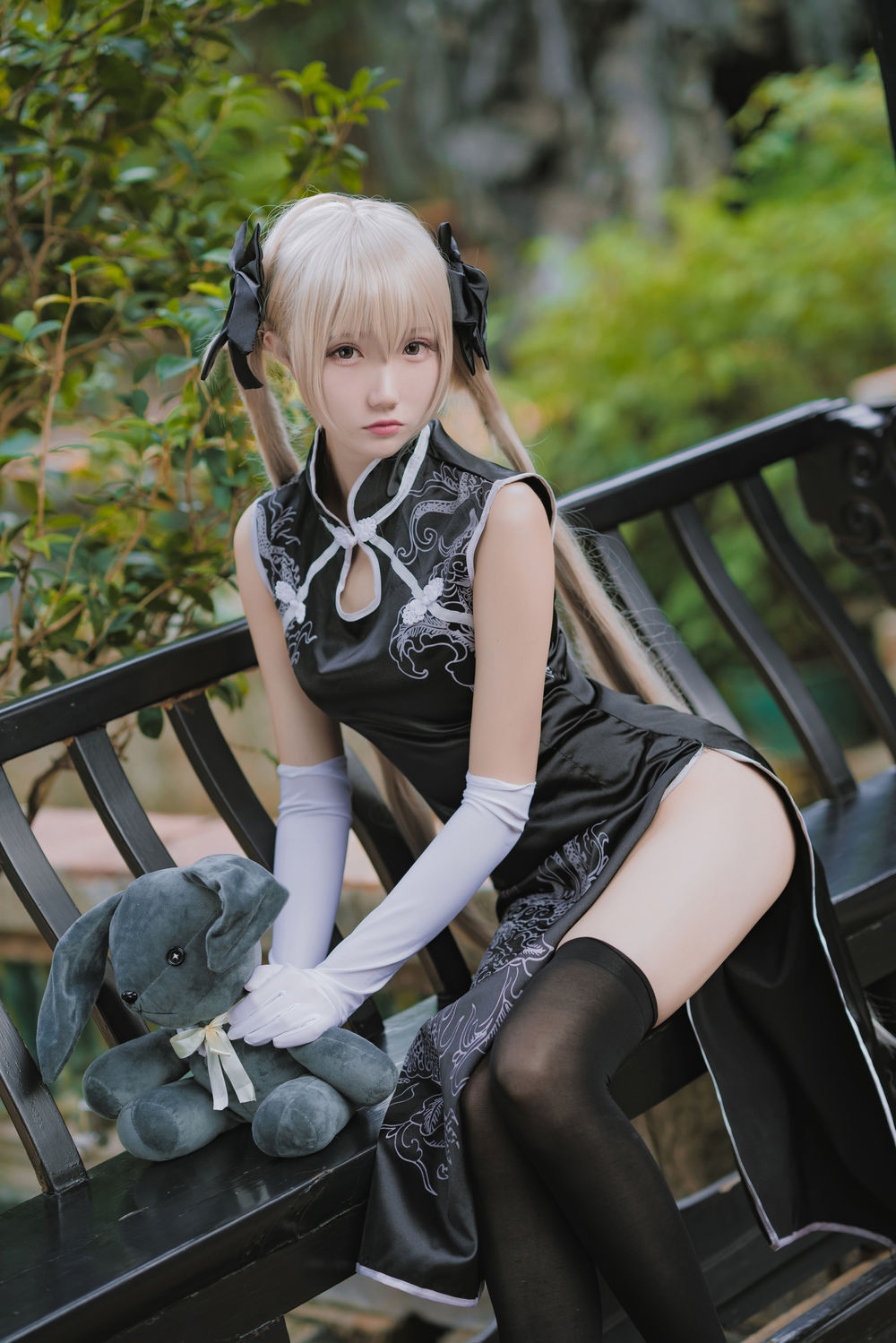 穹妹 黑旗袍 [14P]-lcoser