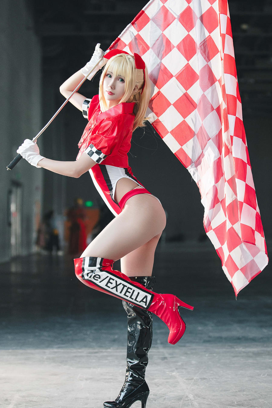 Nero Claudius Race Queen [49P]-lcoser