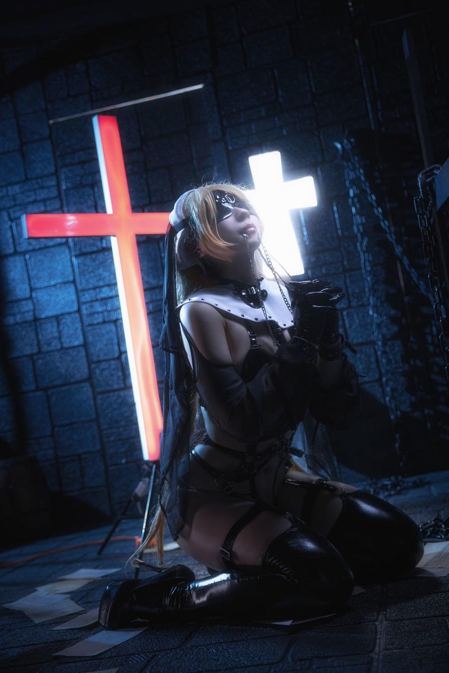 赎罪修女 [18P]-lcoser