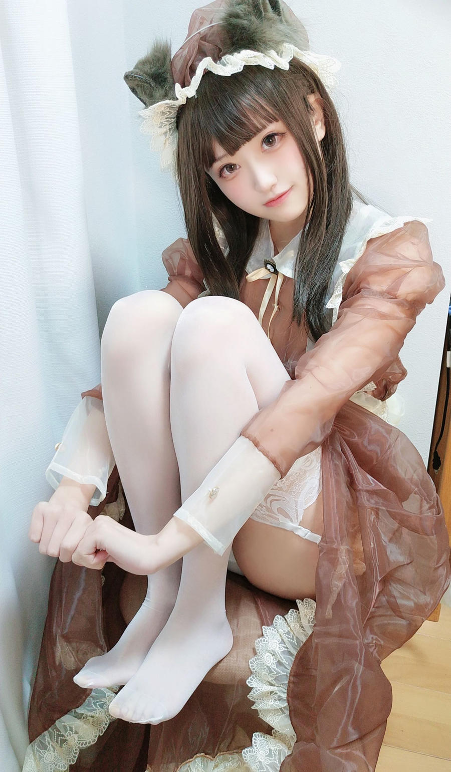 女仆 [17P]-lcoser