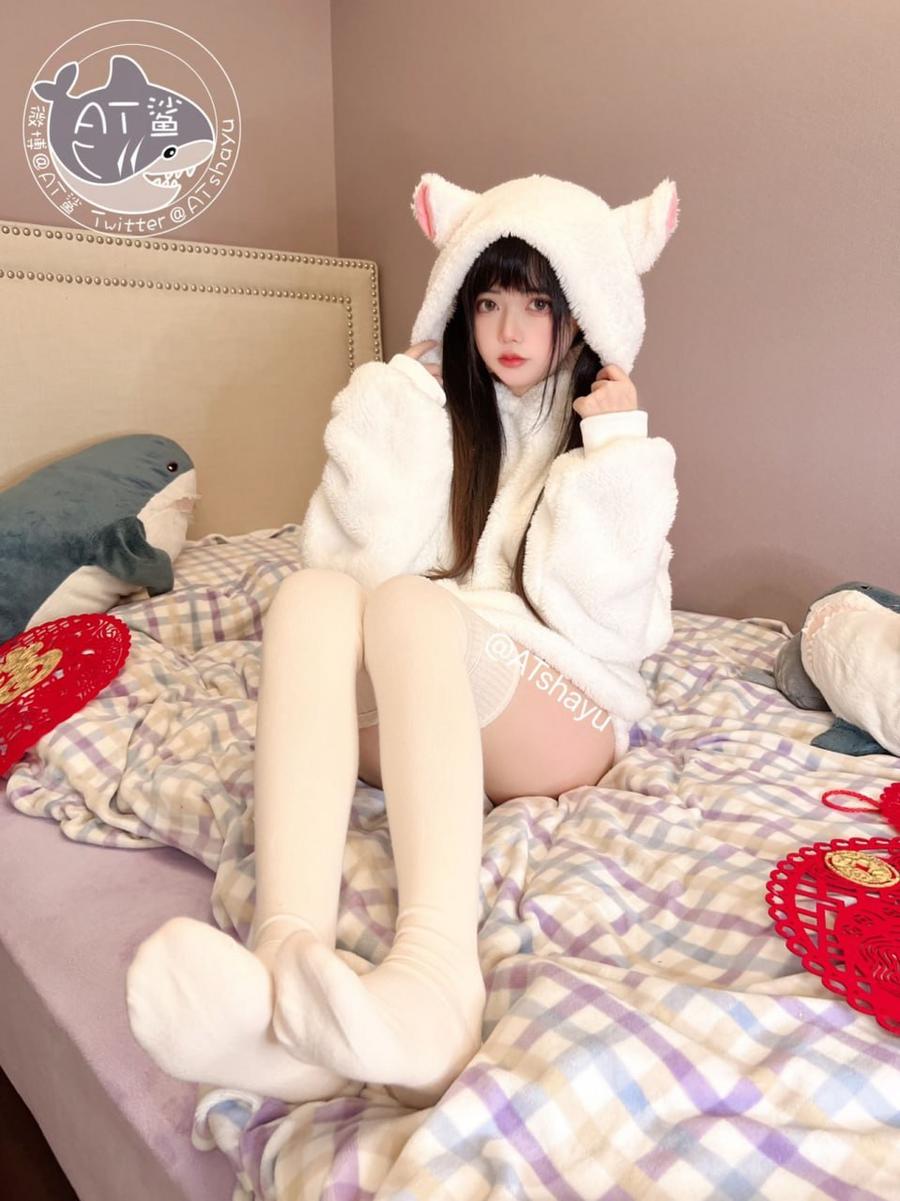 No.042 – 新年内衣 [9P]-lcoser